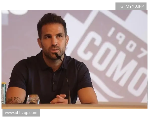 阿韦洛亚晒合照誓同进退共生死